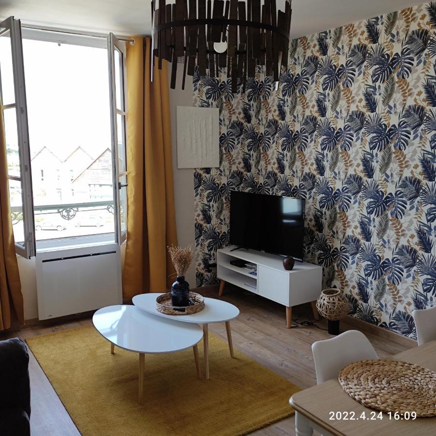 Les Mouettes Du Port Apartment Honfleur Exterior photo