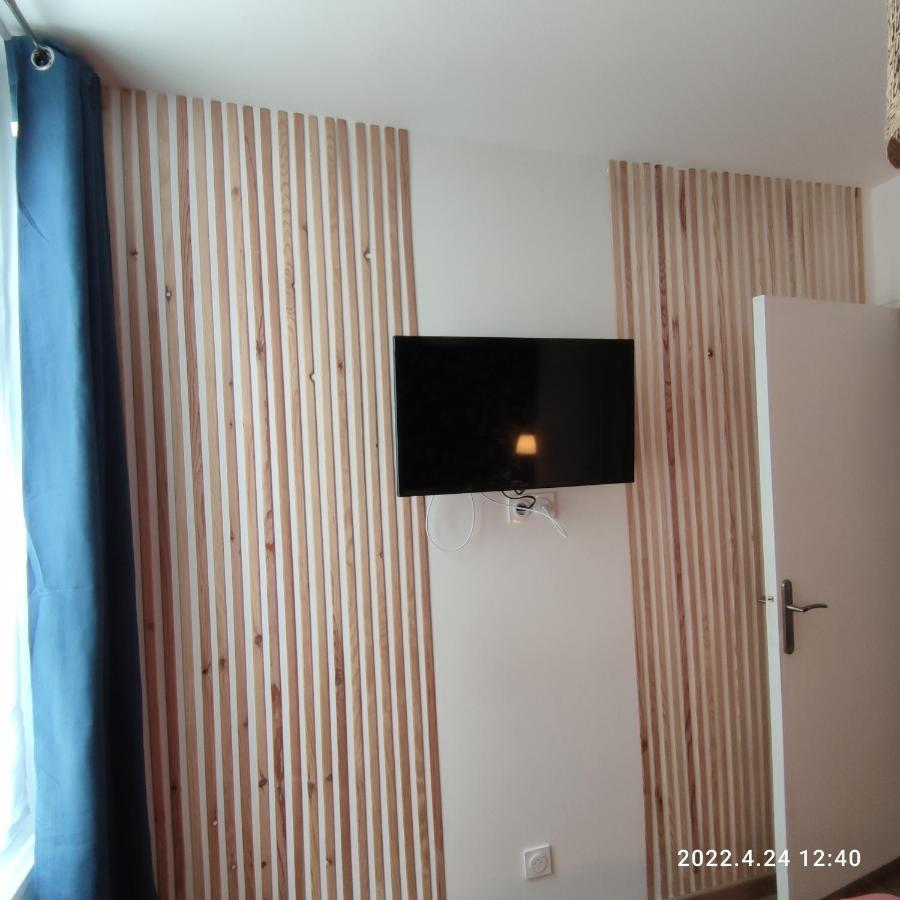 Les Mouettes Du Port Apartment Honfleur Exterior photo
